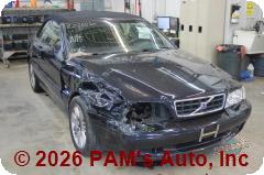 Vehicle photo 2