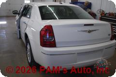 Vehicle photo 5
