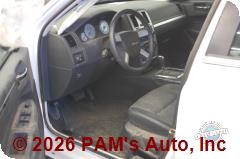 Vehicle photo 8