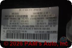 Vehicle photo 12