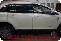 Vehicle photo 3