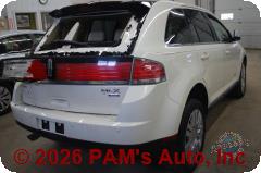 Vehicle photo 4