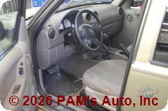 Vehicle photo 8