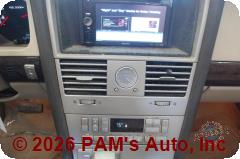 Vehicle photo 10