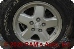 Vehicle photo 7
