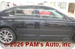 Vehicle photo 3