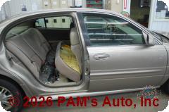 Vehicle photo 3