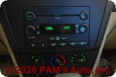 Vehicle photo 10