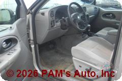 Vehicle photo 8