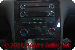 Vehicle photo 10