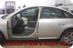 Vehicle photo 6