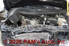 Vehicle photo 12