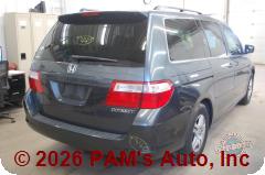 Vehicle photo 4