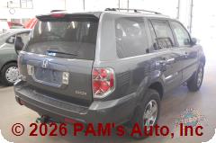 Vehicle photo 4
