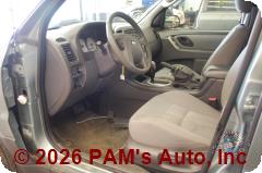 Vehicle photo 8