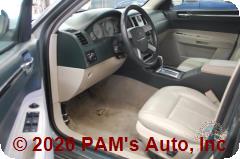 Vehicle photo 8