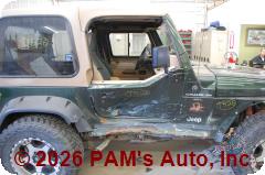 Vehicle photo 3