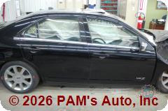 Vehicle photo 3
