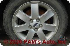 Vehicle photo 7