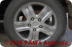 Vehicle photo 7