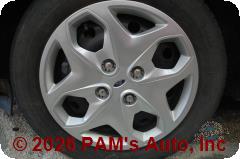 Vehicle photo 7