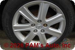 Vehicle photo 7