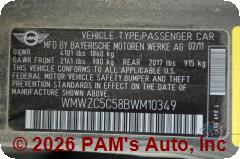 Vehicle photo 12