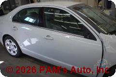 Vehicle photo 3