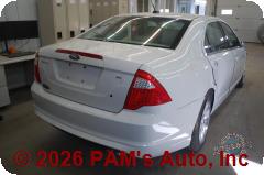 Vehicle photo 4