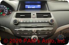 Vehicle photo 10