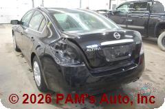 Vehicle photo 5