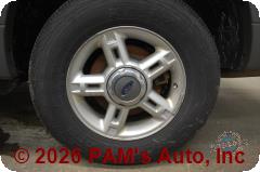 Vehicle photo 7