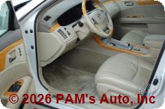 Vehicle photo 8