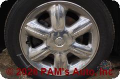 Vehicle photo 7