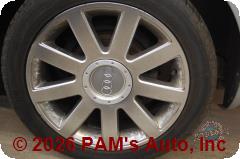 Vehicle photo 7