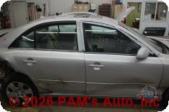 Vehicle photo 3
