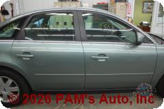 Vehicle photo 3