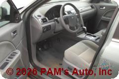 Vehicle photo 8