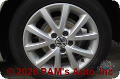 Vehicle photo 7