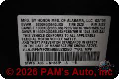 Vehicle photo 12
