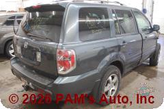 Vehicle photo 4