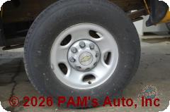 Vehicle photo 7