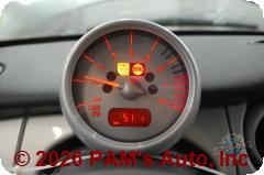 Vehicle photo 9