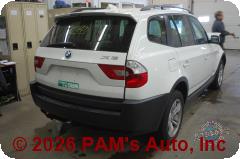 Vehicle photo 4