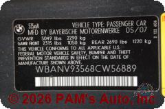 Vehicle photo 12