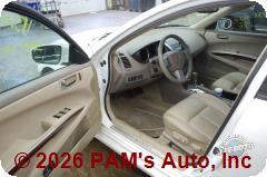 Vehicle photo 8