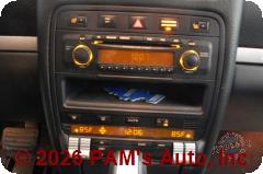 Vehicle photo 10