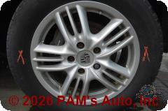 Vehicle photo 7