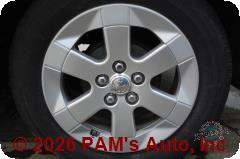 Vehicle photo 7