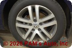 Vehicle photo 7